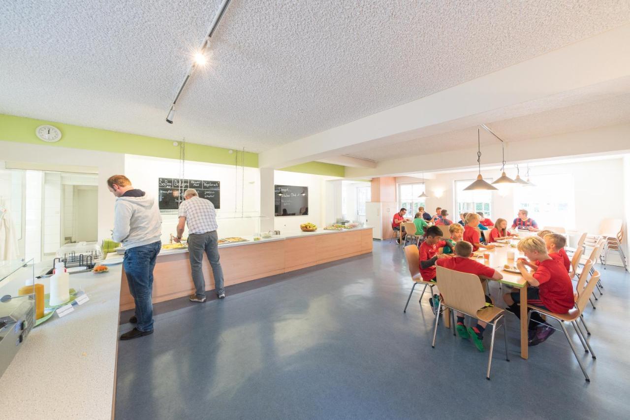 Hoessensportzentrum Westerstede Ngoại thất bức ảnh